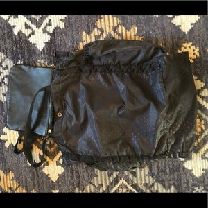 Lululemon black tote